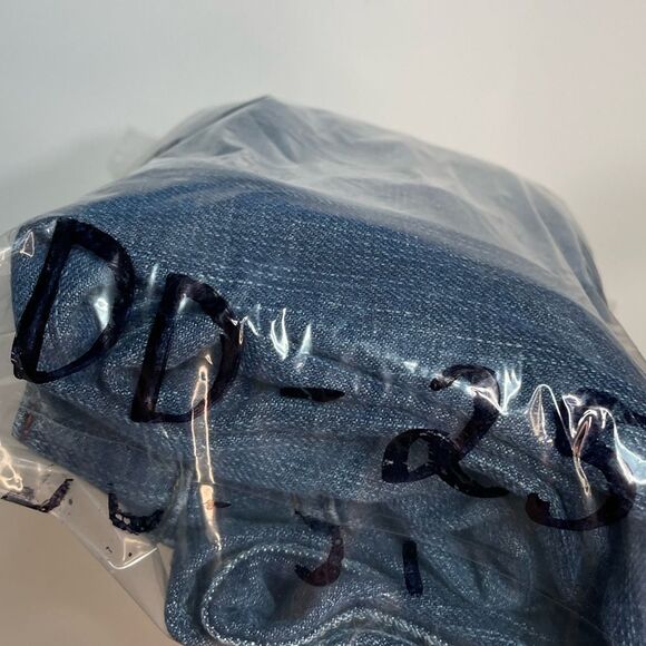 5 for $25🔥Wrangler Denim Jeans Size 38X29" - Picture 6 of 6